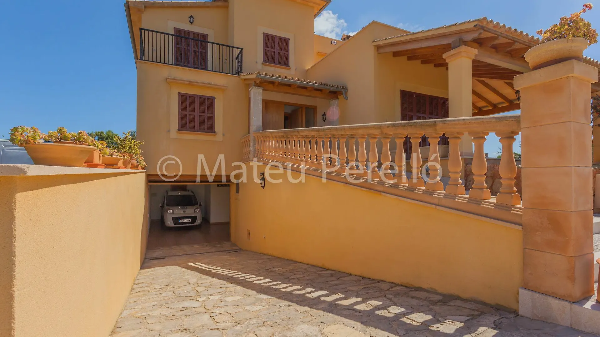 Villa Santa Eulalia カン・ピカフォルト
